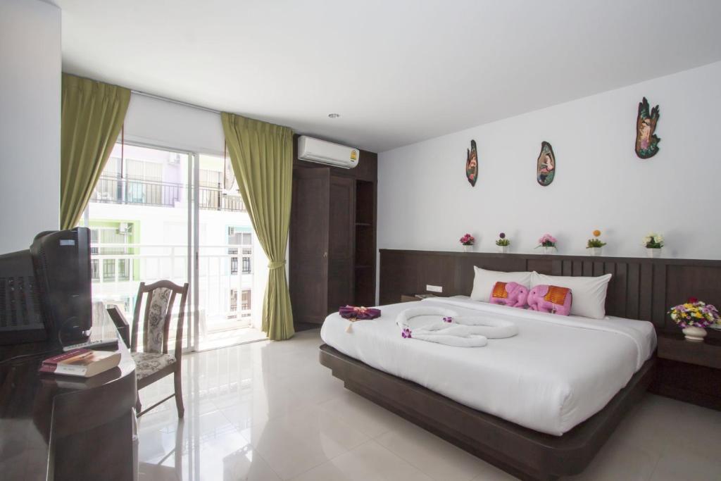 Larn Park Resortel Patong Bilik gambar