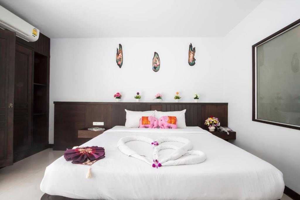 Larn Park Resortel Patong Bilik gambar