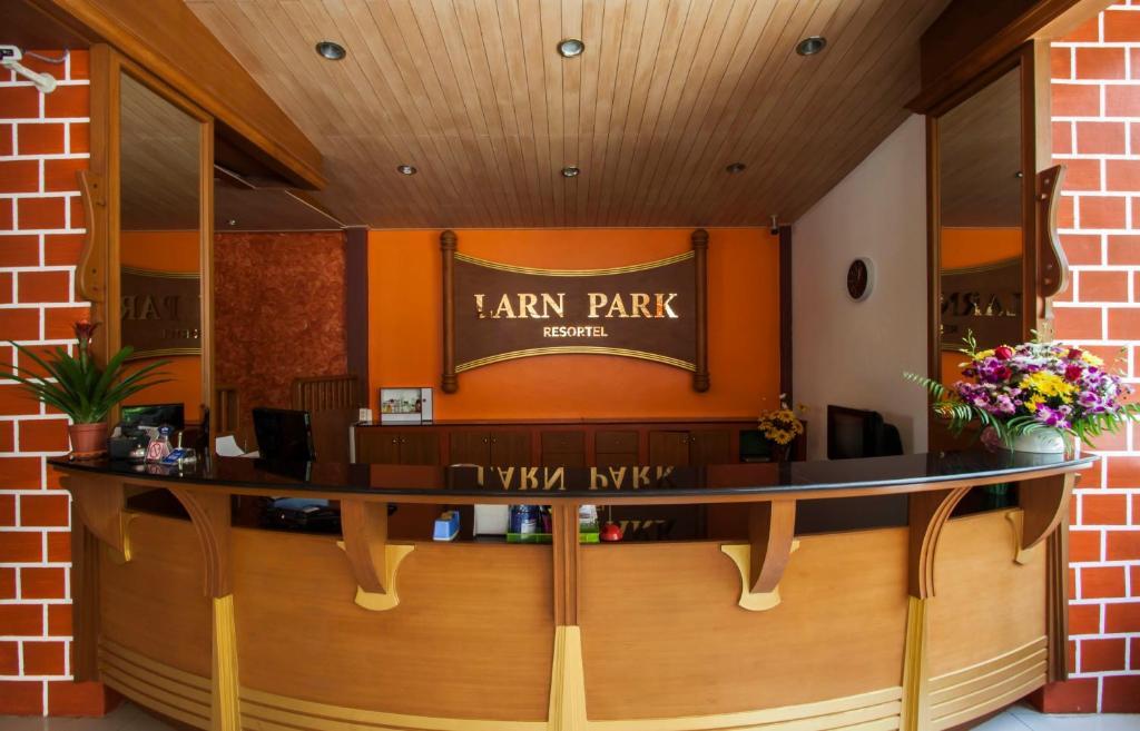 Larn Park Resortel Patong Luaran gambar